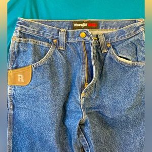 Men’s wrangler work jeans, 33. Great condition, very durable.
